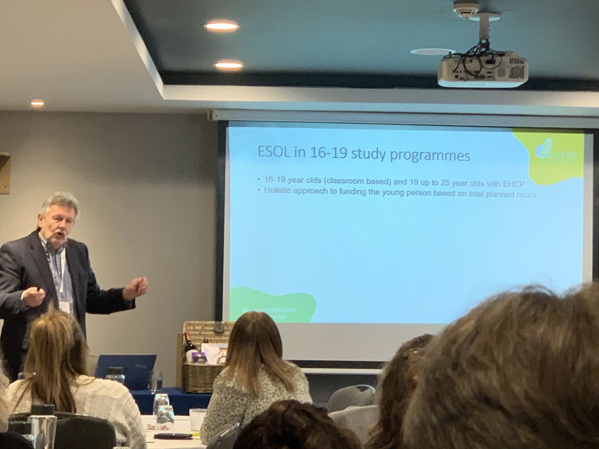PaulSceeny_AdEd's tweet image. A highly productive day with @AscentisAO talking and sharing #ESOL experiences. 👍💬😊

Final session now with @beejkaczmarczyk making sense of 16-19 #ConditionOfFunding #StudyProgrammes and #AdultLearningFund changes in 🏴󠁧󠁢󠁥󠁮󠁧󠁿 for 2024-25.