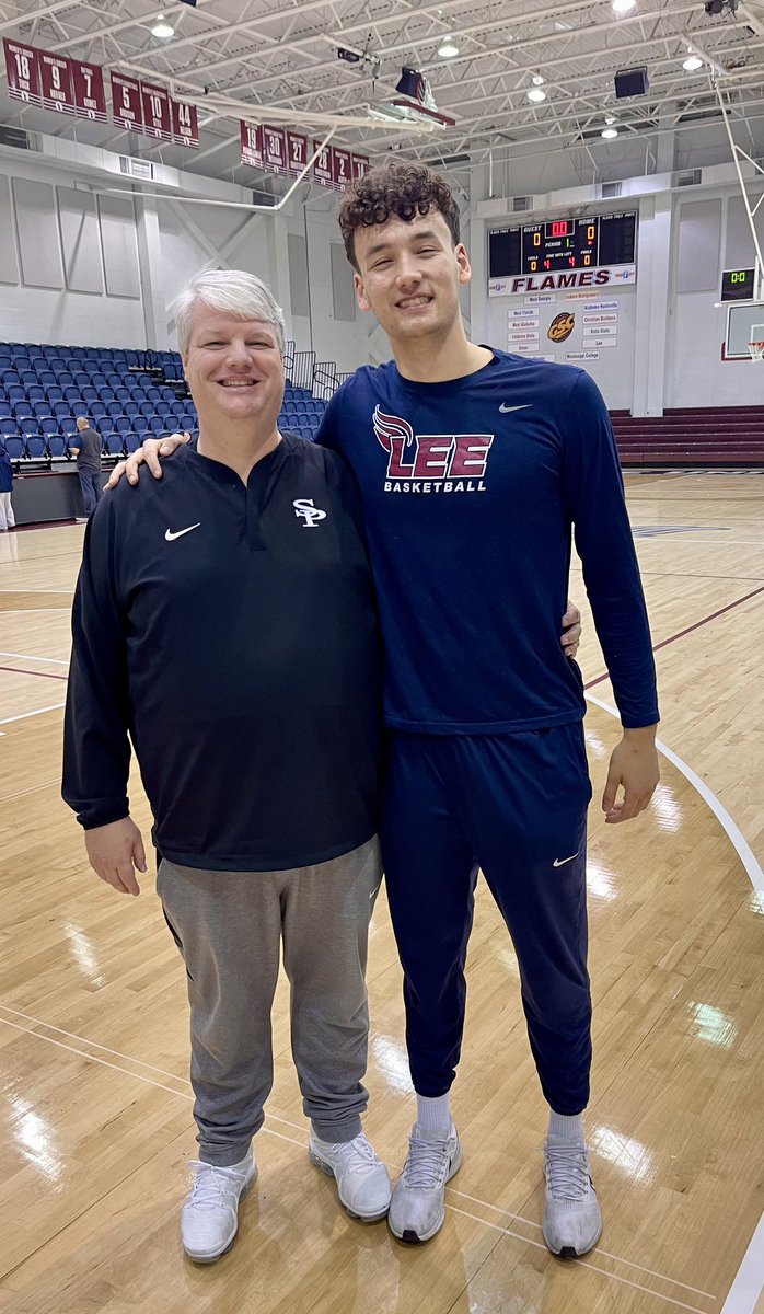 Congrats to @ZachGray2225 and @leeumbb on their 1st Rd win last night! Zach and The Flames are coming here this weekend for the @gscsports basketball tournament at Samford. Great opportunity to see 4 quality teams! Come out and support Zach Saturday night at 7:15 pm!