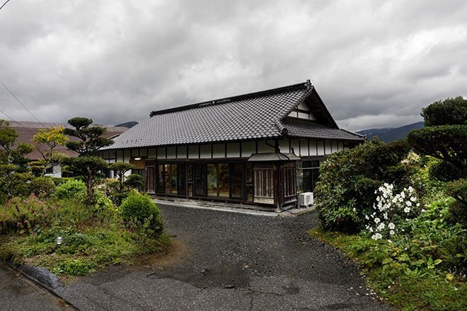 💞💞Feeling blessed.

I'm a millennial and thanks to crypto, I can finally afford to be a $home owner. I like the look of this A 100 Year Old Japanese House.

Special thanks for my estate agent @solhome_estate (accepts #Solana btw) 
solidhomes.estate