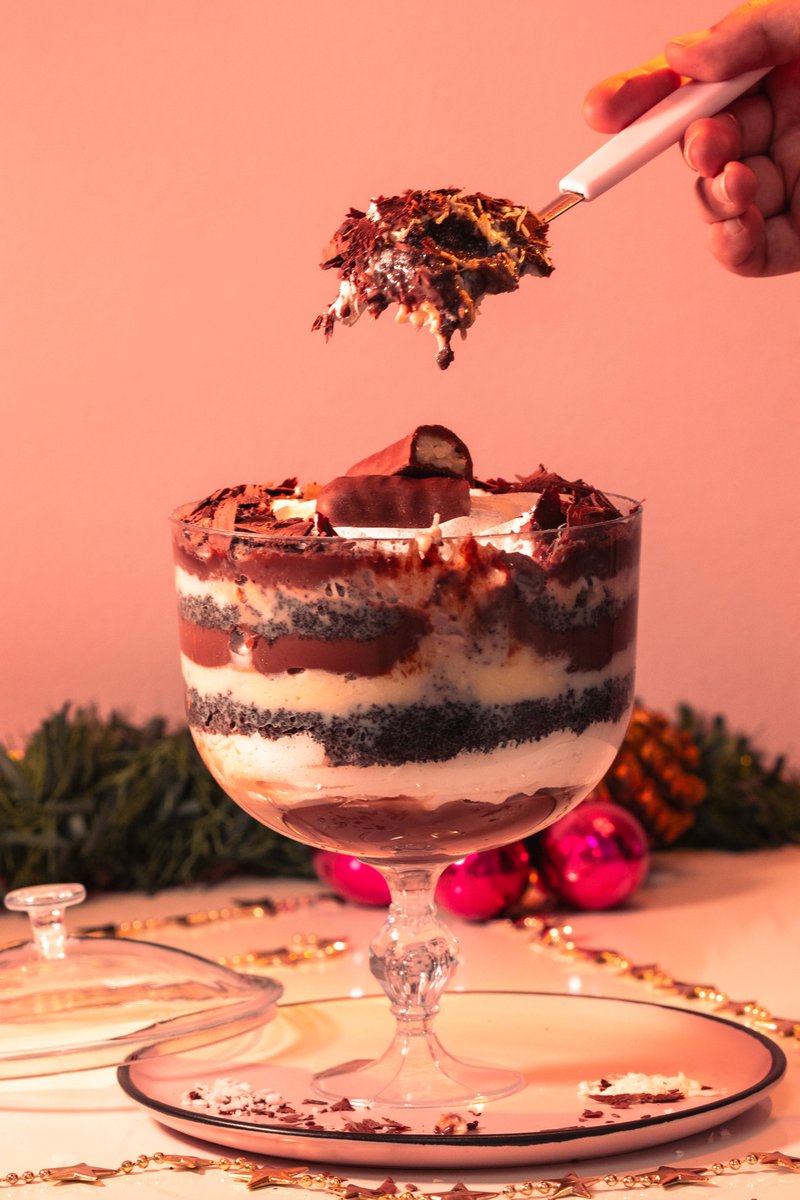 As fotos do menu da @suspirartegourmet_suspiraria foram o paraíso dos clientes por meses! Quem mais salivava só de olhar? 🤤 #Gourmet #cafe