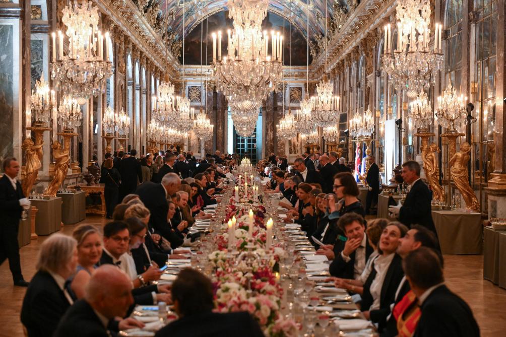 Flootoutcourt's tweet photo. Bruno Lemaire : l'état n'est pas une pompe à fric

L'état : https://t.co/eShD6fIQEx