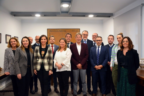 mufaceoficial's tweet photo. RECETA ELECTRÓNICA CONCERTADA #SIREM EN ILLES BALEARS

📅27/02
🤝REUNIÓN INSTITUCIONAL MUFACE @Farmaceuticos_ @COFBalears @COMbalears @AsisaSalud @ClientesAdeslas @DKVSeguros 

⏭️ Comienza el 12/03
https://t.co/O1Ti7TSG3C

@mintradigital @SEFPgob @del_illes https://t.co/RcfkMeOCTw