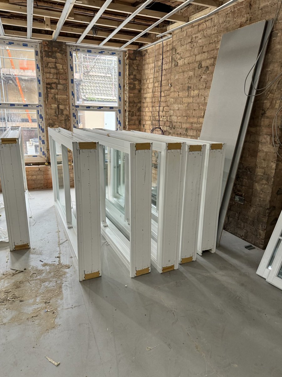 Sash windows arrived at Carlton St