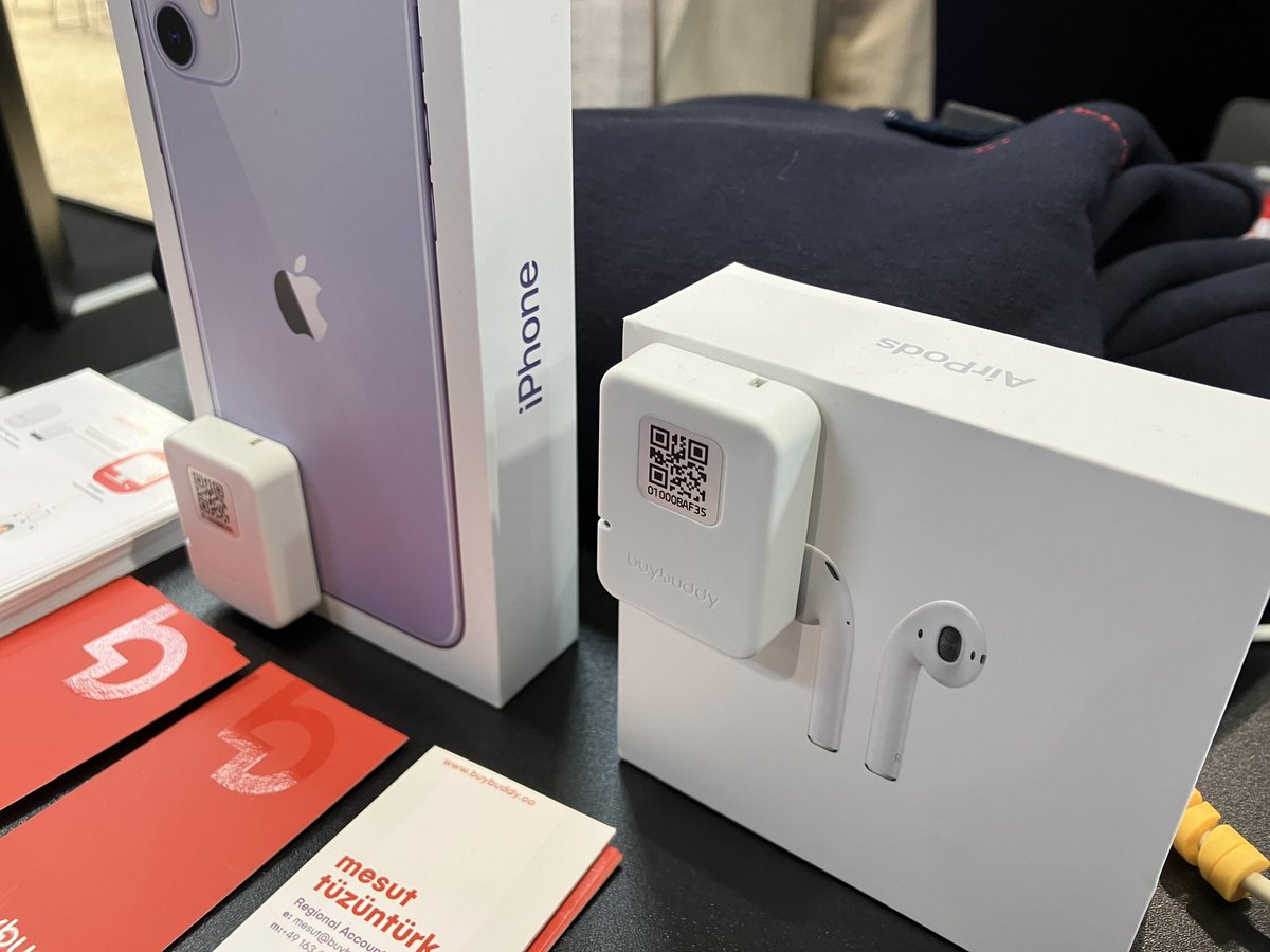 Live from <a href="/EuroCIS/">EuroCIS</a> 🇩🇪
Grâce au petit boîtier <a href="/heybuybuddy/">buybuddy</a> posé sur un article, le Offline dispose des mêmes données que le Offline pour optimiser ses mises au panier et CA 🤑. À l’heure où le taux de transformation est clé, l’innovation mérite d’être creusée !
#EuroCIS2024