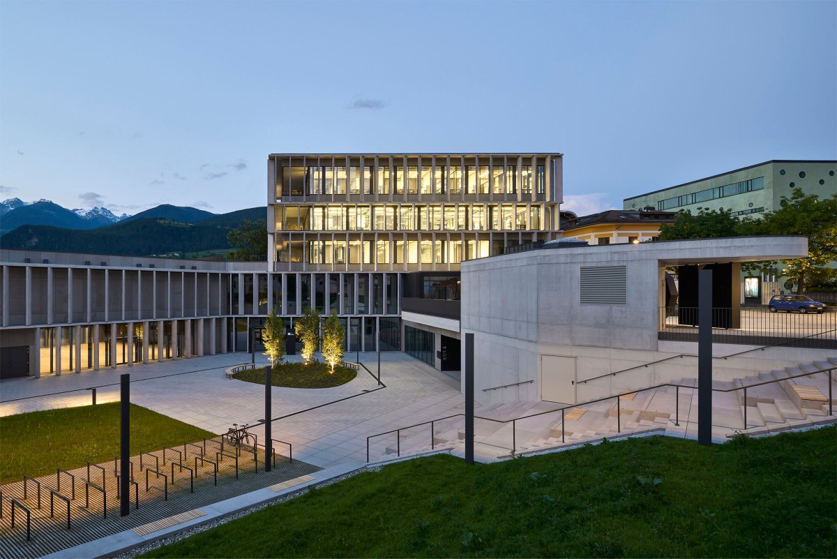 Archello's tweet photo. NOI Techpark Bruneck
by KUP - ARCH Architekten architetti
https://t.co/J851b3eZfq 

Photo: Oliver Jaist https://t.co/jAcWzf7xaZ