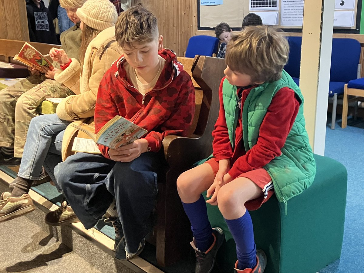 Colin_Baty's tweet image. It is great to see that reading is such integral part of school life. Year  4 reading to Year 8 recently. All about language, literacy, cross years friendships too. #Bedales #iapsuk #bsaboarding #ilovereading