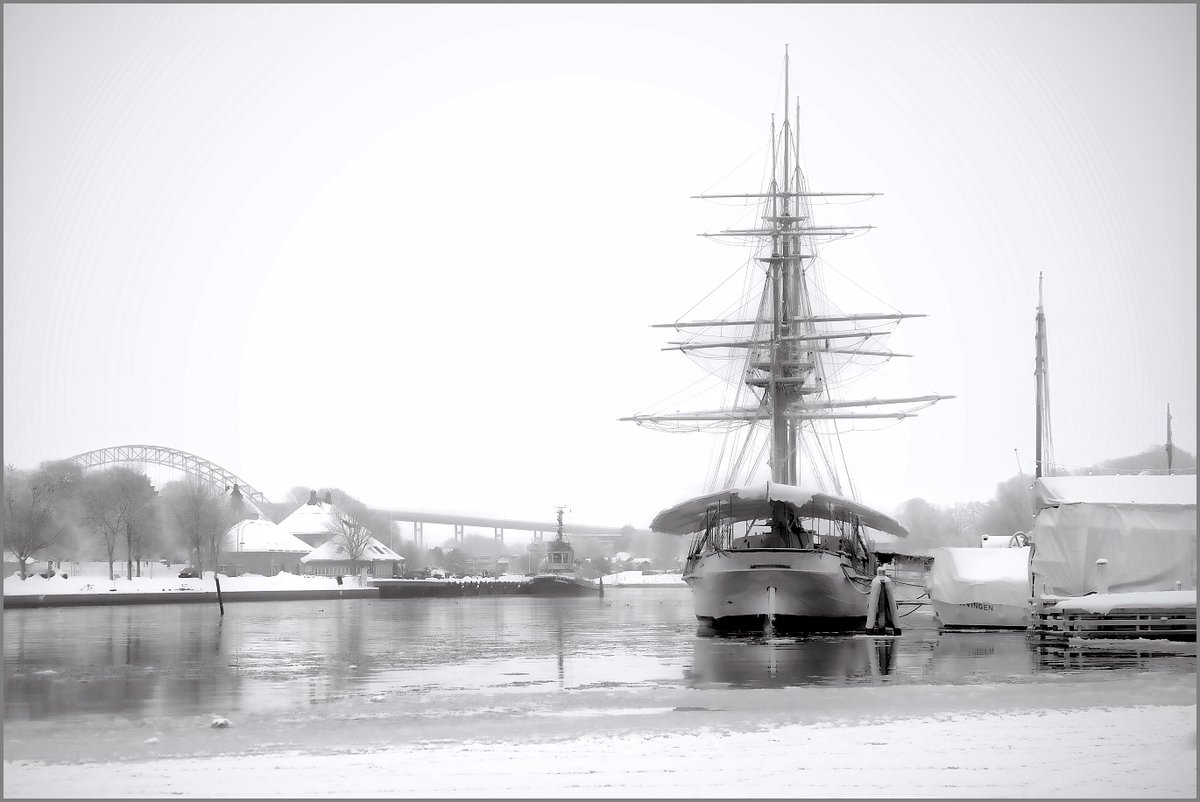 WalterWalsch's tweet photo. Fullriggeren "NAJADEN" 🤩 - 2 ganger ...

Sitat: "Najaden ble bygget ved Orlogsverftet i Karlskrona i Sverige i 1897 som skoleskip for den svenske marinen" 
 https://t.co/bqF8ayNaSs
#Najaden 
#Fredrikstad
#Isegran 
#fuji 
#Fujifilm 
🗄️arkiv: X-T4_24_01_13 Isegran 18-135mm🗄️ https://t.co/3es8kD6aBy