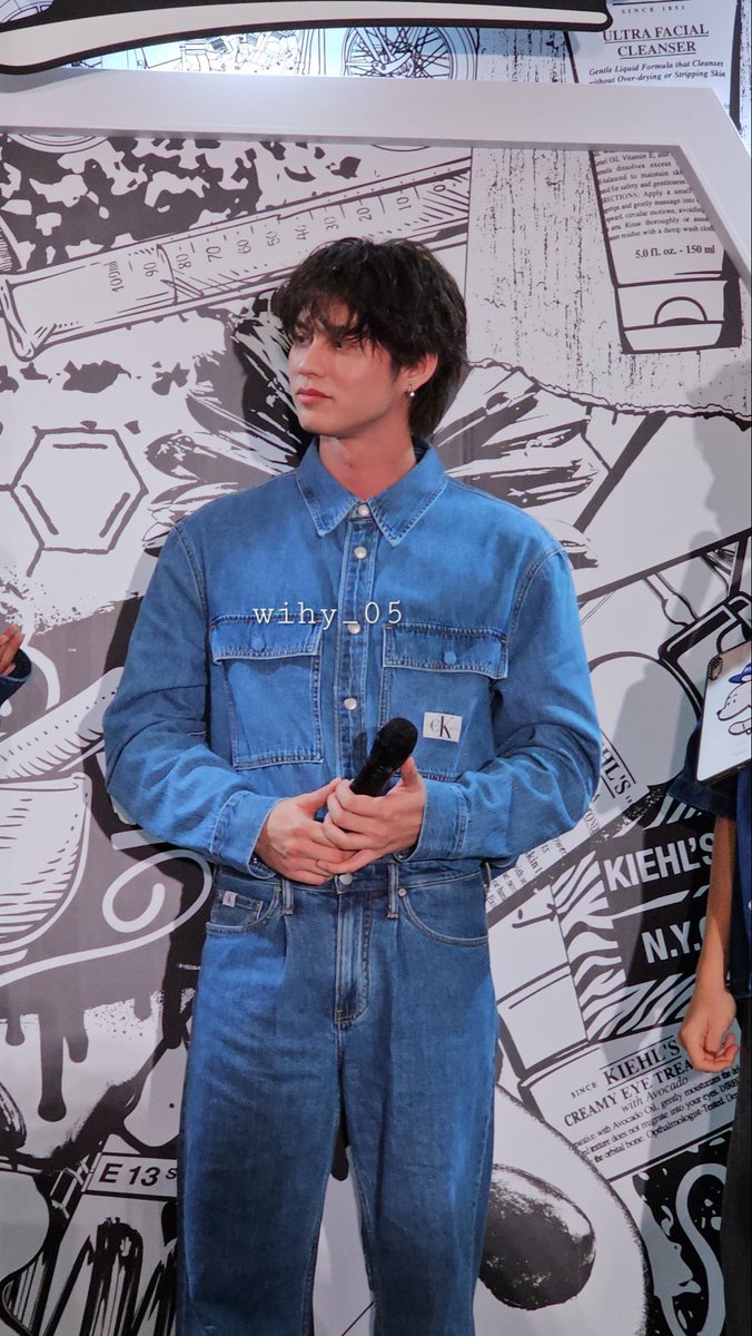 whitebinbw's tweet photo. น่ารักมากกกกกกกกกก Total look @CalvinKlein เลยวันนี้ 😍 

Bright x Kiehls
#KiehlsSGxBright
#TheBrightestSkinExperience
#KiehlsSG
#bbrightvc https://t.co/LuTUiPAGTq