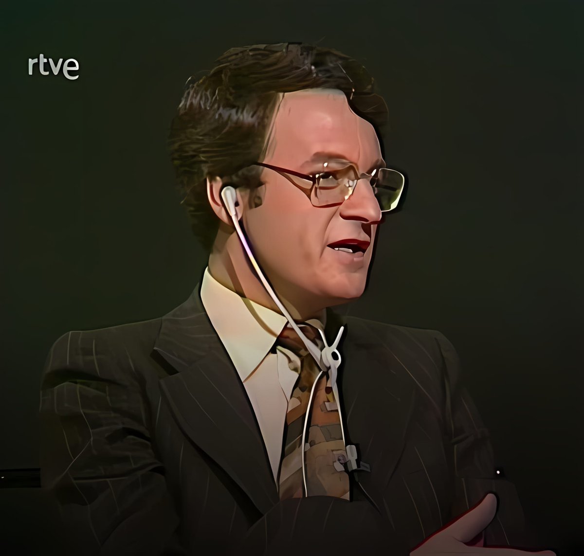 AICEinterpretes's tweet photo. ¿Sabías que AICE tuvo un papel destacado en el programa de televisión «La clave»? Durante su emisión, el uso de la #interpretación #simultánea fue esencial para facilitar la comunicación con los invitados extranjeros.
👉 https://t.co/tAluDf8dHq
#HistoriadeAICE #1nt #conf1nt https://t.co/CT0uBkVPdL