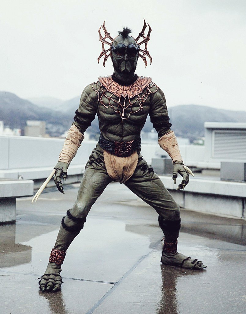 グロンギページ ゴ・バダー・バ人間体 | 仮面ライダー図鑑 | 東映