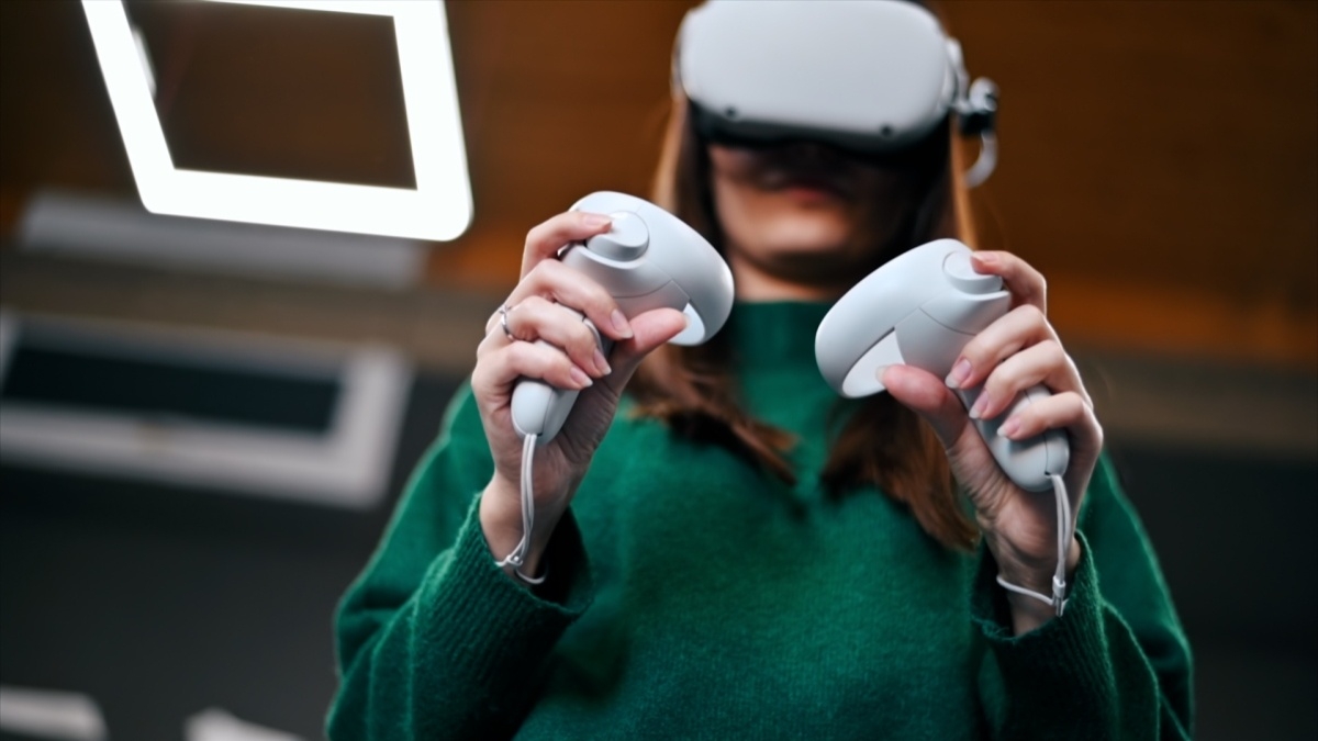 Precision in the #OR is vital, extending beyond surgeons to assistants. Sana Klinikum Offenbach teams up with VR Fundamental for VR-based training, enhancing how nursing staff are prepared. Get more insights in our video ⏩ sohub.io/6oyh 

#VRTraining #NursingTraining