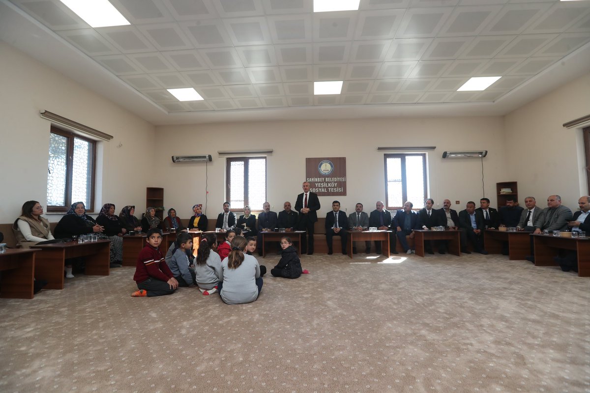 Yeşilköy Mahallesi'nin güzel insanlarıyla bir aradayız.

AK Parti Şahinbey İlçe Başkanımız @mehmed_tiryaki, MHP İlçe Başkanımız <a href="/SeyitKarliSavci/">Seyit Karlı Savcı</a>, il ve ilçe yönetimimiz ile vatandaşlarımız için sahadayız.

#Şahinbey #Gaziantep
#GerçekBelediyecilik