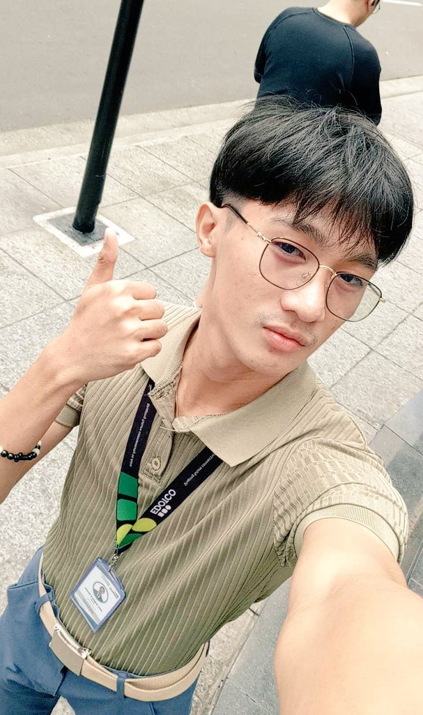 cyclist_jaz's tweet photo. Chinitsss🤣 https://t.co/68BHN3yU2l