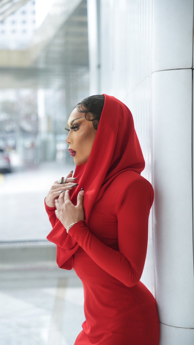 marinaxsummers's tweet image. Paint Seoul Red 💋❤️‍🔥

#MACCosmetics #MACXimal
#MacCosmeticsPH #IWEARMAC