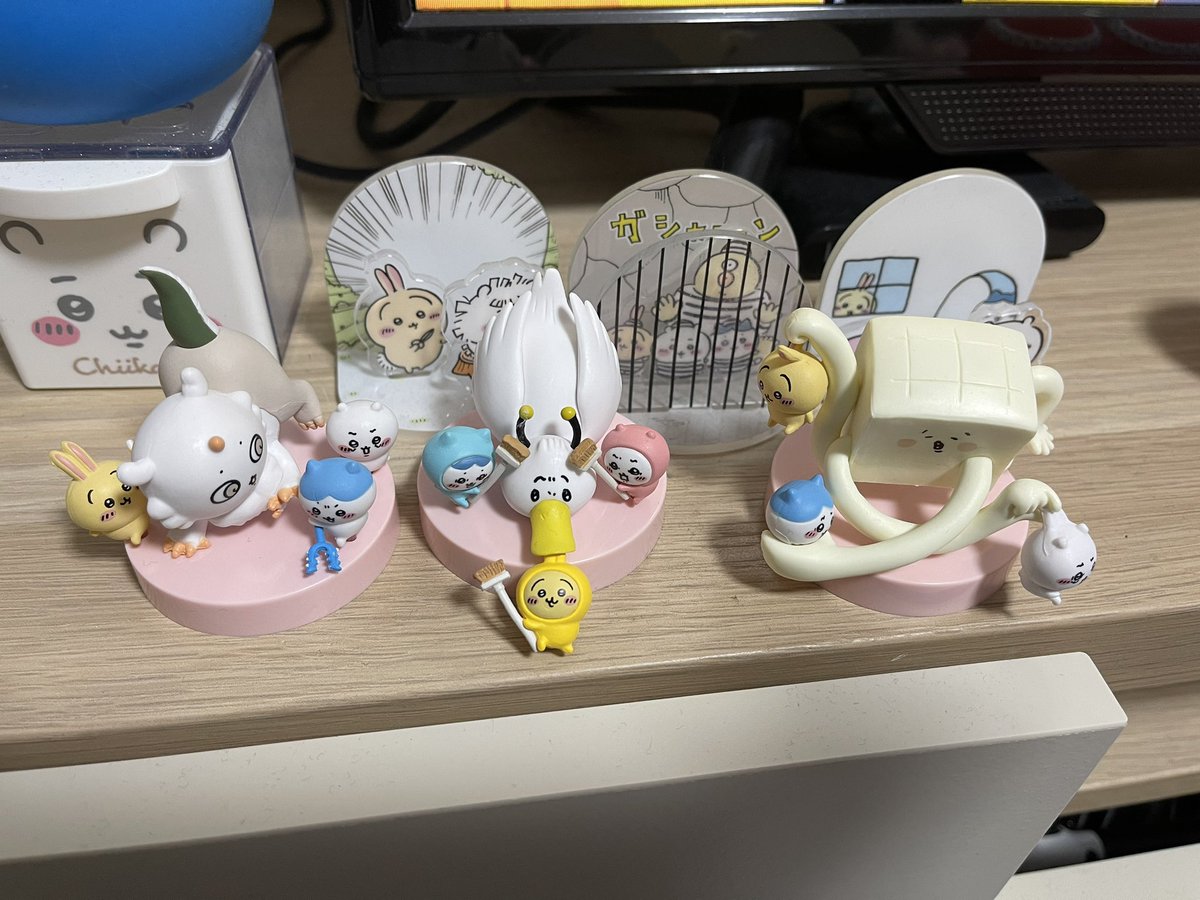 zzx69's tweet photo. 念願の討伐ゲット🥰
小さい小さいクリアなポールを一本無くしましたが爪楊枝で代用😨💦

#ちいかわ https://t.co/Wv8A1FW5lO