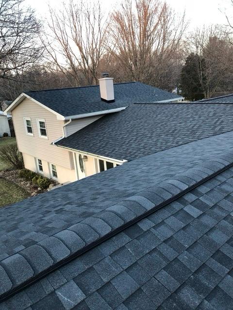 Ready to experience the difference a reliable roofing contractor can make? Contact Indianapolis Roofing LLC today for all your roofing needs. 
Learn more: 
indianapolisroofing.com/roofer-carmel-…  

#ReliableRoofingContractor #QualityService #SkilledProfessionals