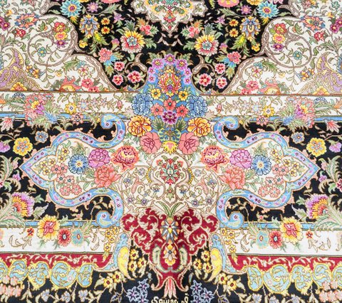 Nishatmarketer's tweet photo. Persian Rug Handmade Silk Classic Floral Oriental Carpet
Ready for your home/office. This rug has a very unique design with a beautiful color combination!
#carpet #persian #rugs #rug #homedecor #homemade #homedesign #House https://t.co/6wruDa7IKi