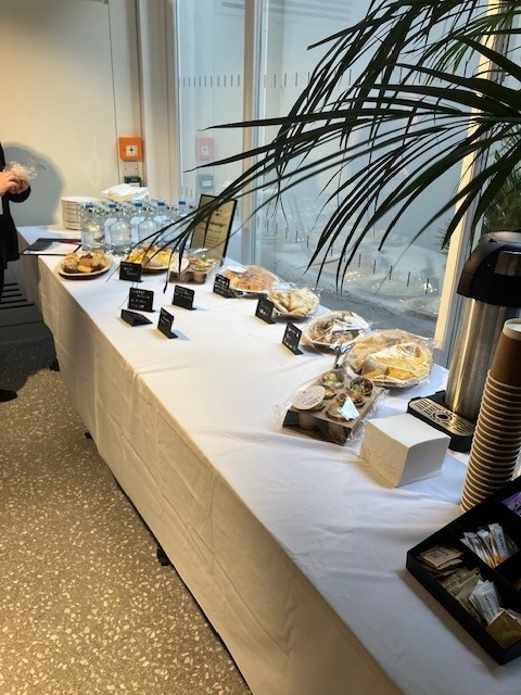 the_brc's tweet image. Our Finance Showcase is kicking off at The Form Rooms in Covent Garden.

Insight will be given on:
·      Open Banking 🏛
·      Card fees 💳
·      Changes in checkouts 🏪
·      Developments around the new central bank digital currency 💲

#finance #cardfees