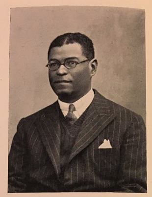 This #LGBTHM, learn about Cecil Belfield Clarke, a Barbadian-born physician and pan-Africanist.

Cecil is one of the key figures for the month, representing this year's theme, medicine🩺 

🧵1/3

#LGBTplusHM #medicine