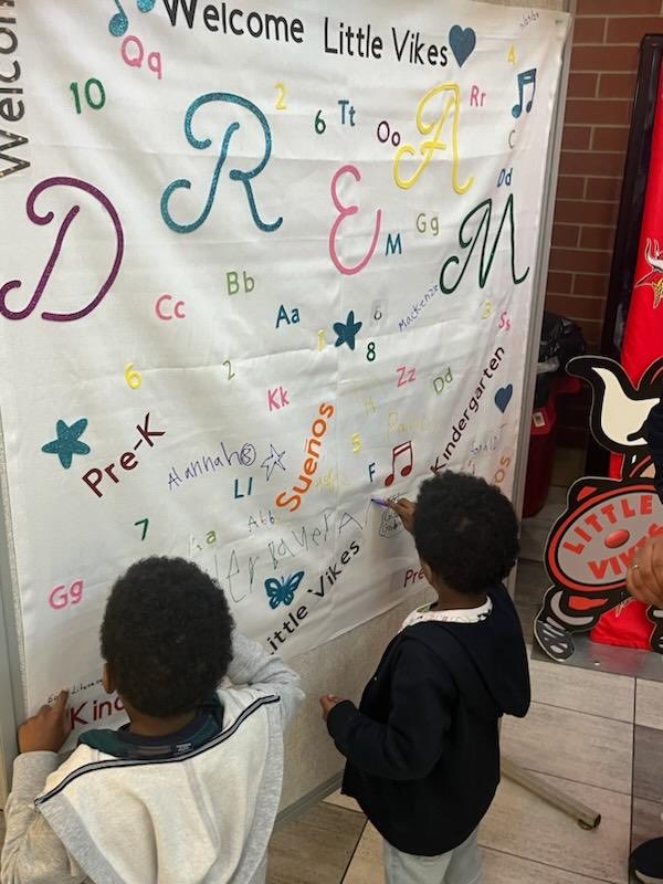 BooksDrive's tweet image. Princeton City Schools Kindergarten Signing Day &amp;amp; Early Literacy Fair

Saturday, 4/13/24
10 AM-12 PM

Viking Village
150 Viking Way
Cincinnati, OH 45246