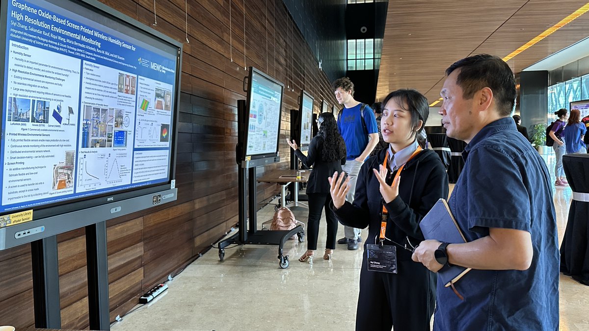 KAUST_CEMSE's tweet image. Today marks the successful conclusion of a 6-week journey at the #KAUST Microelectronics Winter Camp. We celebrate the students&apos; poster presentations—showcasing their hard work, the knowledge they have gained and the incredible projects they have brought to life.
#CEMSE #MEWC