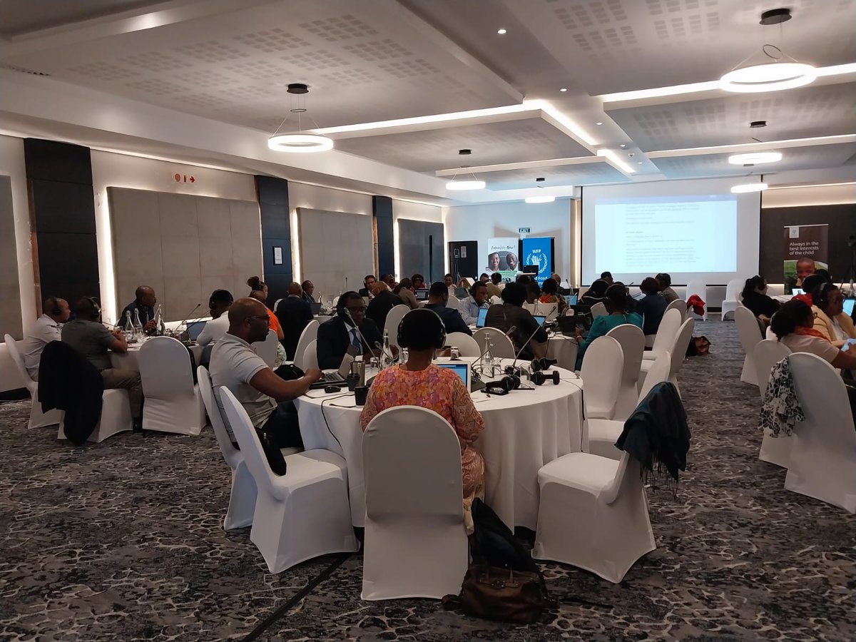 MietAfrica's tweet photo. Day 3 of the #CSTL & Futurelife-Now! Sharing Meeting has begun! Starting the day is Mphumi Maesela from Servicios Empresaviales (SE) Holdings on school farming projects. @SADC_News @WFP @SwissDevCoop https://t.co/THDaMykMAO
