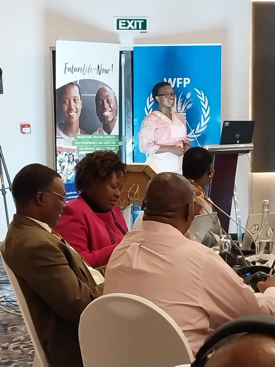 MietAfrica's tweet photo. Day 3 of the #CSTL & Futurelife-Now! Sharing Meeting has begun! Starting the day is Mphumi Maesela from Servicios Empresaviales (SE) Holdings on school farming projects. @SADC_News @WFP @SwissDevCoop https://t.co/THDaMykMAO
