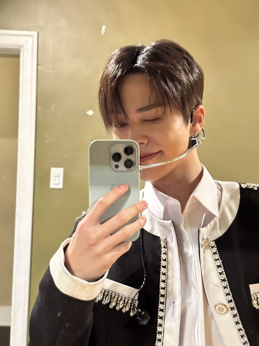 ONF_members's tweet image. [#유 #U] Thank you Vancouver🇨🇦
#BeHereNow #Canada #Vancouver