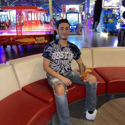 thebigtrae's tweet photo. #NewProfilePic https://t.co/FsZV0VU3hE
