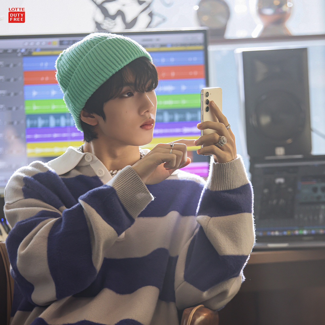 lottedfs_global's tweet image. LOTTE DUTY FREE X NCT DREAM
(@NCTsmtown_DREAM)
-
[공항보다 더 큰 "롯데면세권"에서 산다]
광고 촬영 현장 비하인드 컷 대-공개 📷

Yo Dream! 쩔어 주자 파이팅!
잘생쁜 칠드림, 지금 바로 만나보세요 👀

3월, 현장 스케치 영상이 공개될 예정 😆
롯데면세점 SNS를 팔로우 하고 기다려 주세요❗