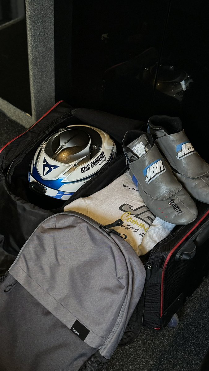 Jenson Brickley (@jensonbrickley) on Twitter photo A few 📸 from Mondays day of driver coaching at Brands Hatch with <a href="/20TenRacing/">20Ten Racing</a> A few 📸 from Mondays day of driver coaching at Brands Hatch with <a href="/20TenRacing/">20Ten Racing</a>