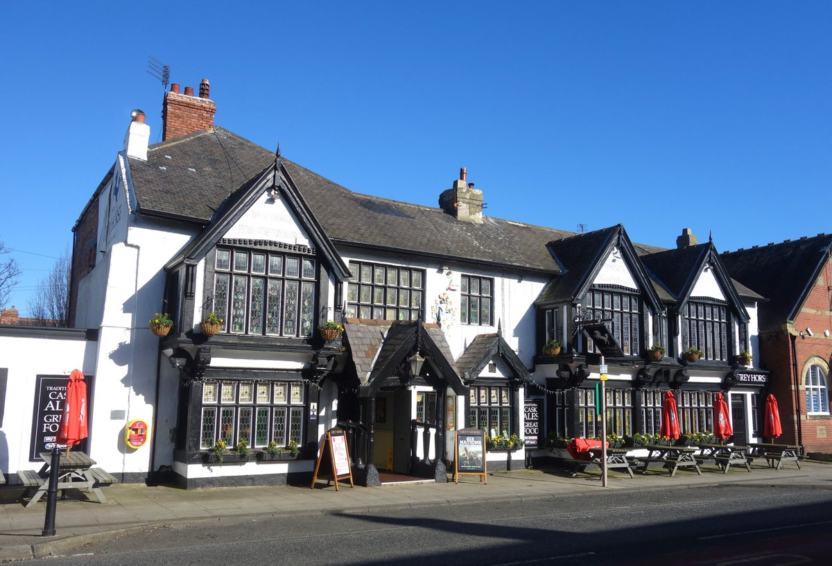 NE_Arch_Hist's tweet photo. The Grey Horse, #Boldon looking resplendent in the sun. There's been a pub on this site for two hundred years, but it was rebuilt in the Edwardian period in a  picturesque mock-Elizabethan style, with an overhanging upper floor. Externally, it remains Boldon's most historic pub. https://t.co/zpZY4L7N7Y