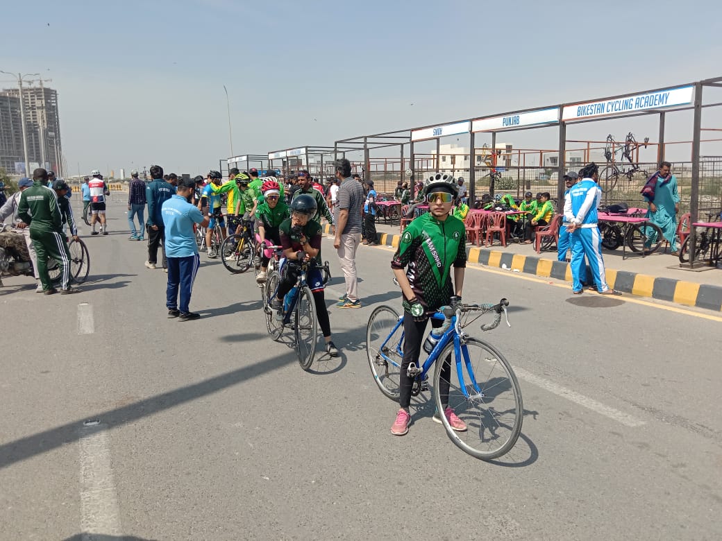 Lyari_GirlsCafe's tweet photo. 8th National Road Championship Organized by: Pakistan Cycling Federation.
Five cyclists from Lyari Girls Cafe representing Sindh are ready for the final rounds.
Final Rounds of Back-to-Back action coming up! https://t.co/eTaz3dqB57