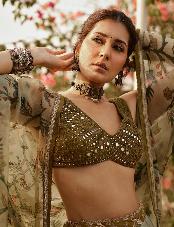 GHaJ3iGWsAAnfEz?format=jpg&name=900x900