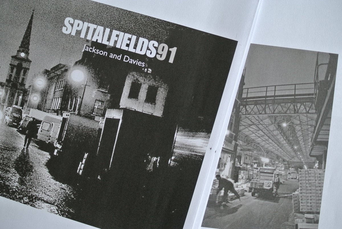 Spitalfields Market from when it was an all-night wholesale fruit and vegetable emporium. Long shadows of Dickens. Photo book Spitalfields91 available from @bricklanebookshop and @funkycellar in @oldspitalfieldsmarket.