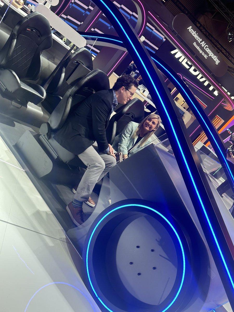 dianablass's tweet photo. Last time I interviewed @cisco’s @jonathandavidsn on an escalator. Connected cars 🚗 are a better (less dangerous) option. Stay tuned for the full interview that dives into the network improvements enabling the cars of the future #MWC2024 https://t.co/mKw1pmdsNa