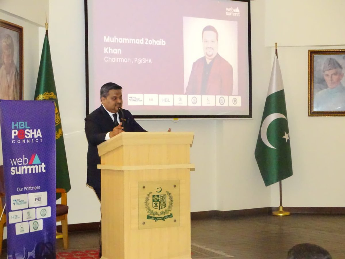 #Pakistan tech-night <a href="/PakinQatar/">Pakistan Embassy Qatar</a>❗️
Last night Ambassador <a href="/AejazMuhemmed/">Muhemmed Aejaz</a> hosted the 🇵🇰delegation &amp; all 🇵🇰 IT companies participating in the <a href="/websummitqatar/">Web Summit Qatar</a> for a welcome dinner, at the Embassy. The event was a vibrant mix of networking, idea exchanges, abt future tech prospects.