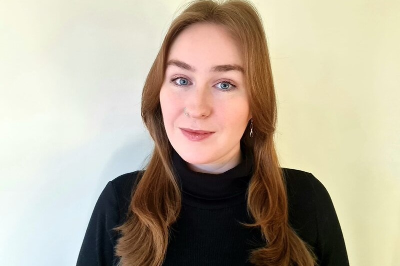 Warm welcome to Phoebe McKenna-Plumley who has joined @QUBPsych as a research fellow. @PhoebeMcKP works with Dr Iona Latu on the project “Somewhere over the rainbow'. Read more about Phoebe: ow.ly/TzpG50QHc9K #LoveQUB #Welcome #WhoWeAre