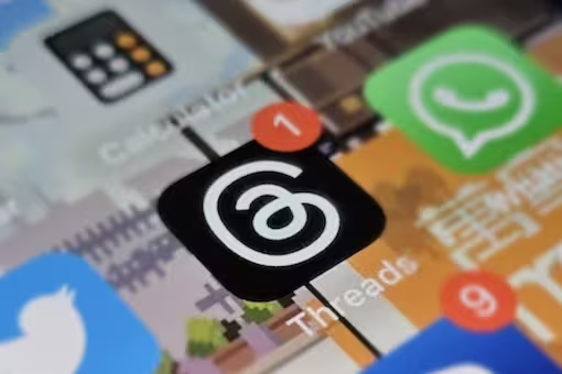 Meta's Threads Is Broadly Rolling Out The Ability To Save Posts. Here's How You Do It

news18.com/tech/metas-thr…

#meta #threads #instagram #miniblogs #socialmedia #markzuckerberg #bigtech #technews #insideglobe