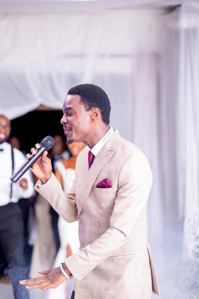 BushenyiBouy's tweet image. Ray G’s songs make you want to learn  Runyankore by force 😂