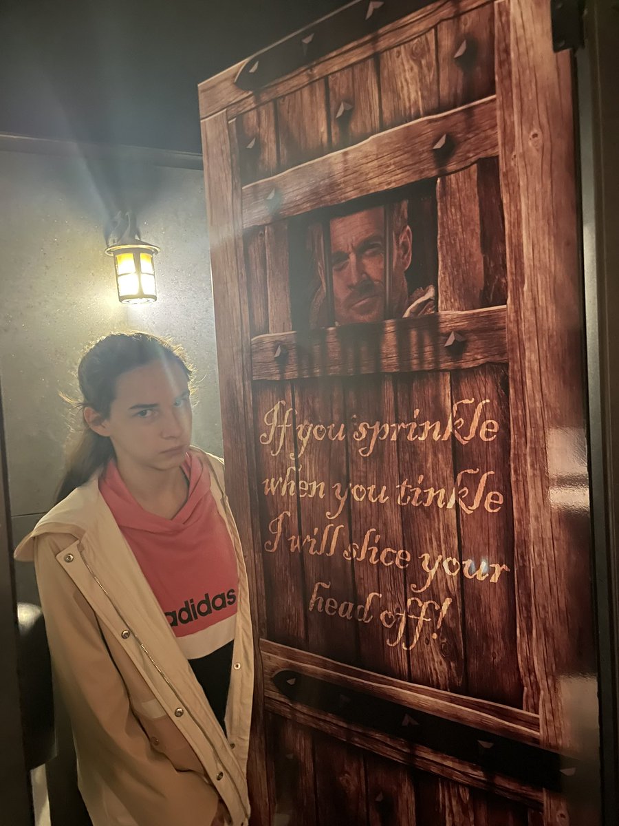 EmmsyEmma's tweet image. Day 55 of trans joy was a long conversation about how making haters look as ridiculous as they sound takes away any power they try to have over you. It’s important to know your worth and that humour should never be underrated. #TransJoy #Day55 #TransKidsDeserveToThrive