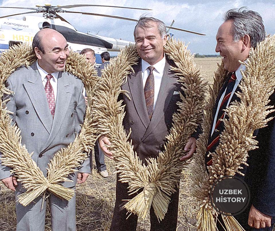 Çelenkli karşılama 1993 yılında, dönemin üç önemli Orta Asya ülkesi lideri, Askar Akáyev (Kırgızistan CB), Islam Karimov (Özbekistan CB) ve Nursultan Nazarbayev (Kazakistan CB), Kökşetau yakınlarında gerçekleşen bir programda çelenkli karşılama ile bir araya geldi.