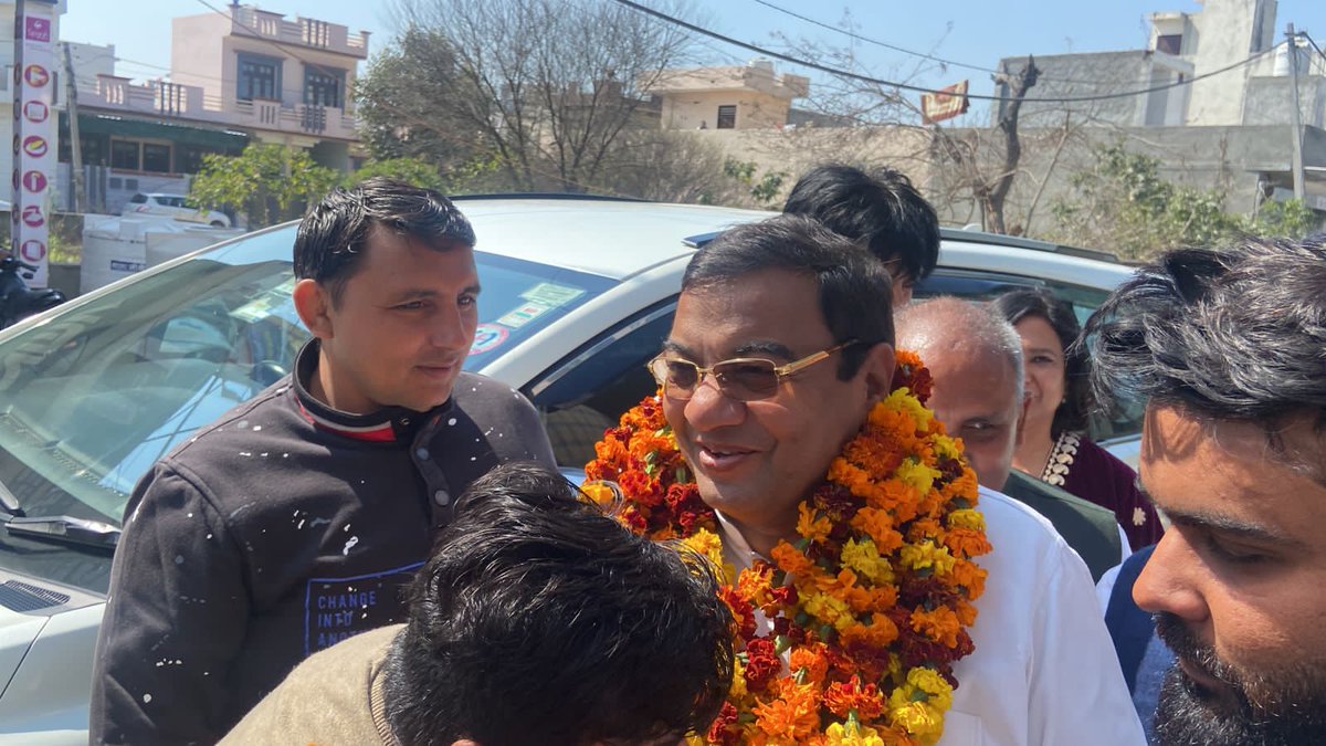 DrSushilKrGupta's tweet photo. कुरुक्षेत्र लोकसभा क्षेत्र के आम आदमी पार्टी और कांग्रेस के महत्वपूर्ण और गणमान्य लोगों से मीटिंग की और उनसे समर्थन मांगा। सभी ने एक स्वर में मिलकर ‘I.N.D.I.A. गठबंधन’ के लिए प्रचार करने और समर्थन देने का भरोसा दिलाया। हम सब एक साथ मिलकर भाजपा को मुंहतोड़ जबाव देंगे और भारी मतों से पूरे प्रदेश में जीत हासिल करेंगे।

आप सभी से मिले समर्थन और आशीर्वाद के लिए सप्रेम धन्यवाद।
#kurukshetra #drsushilgupta #aamaadmiparty #indiaalliance #sushilgupta #loksabhaelection2024