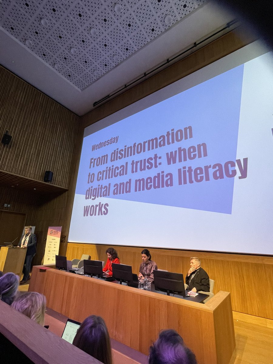 rkupiainen's tweet image. .@Andydakpandy opens #MediaLiteracyMatters conference on Wednesday. Interesting days ahead #mlmatters #medialiteracy