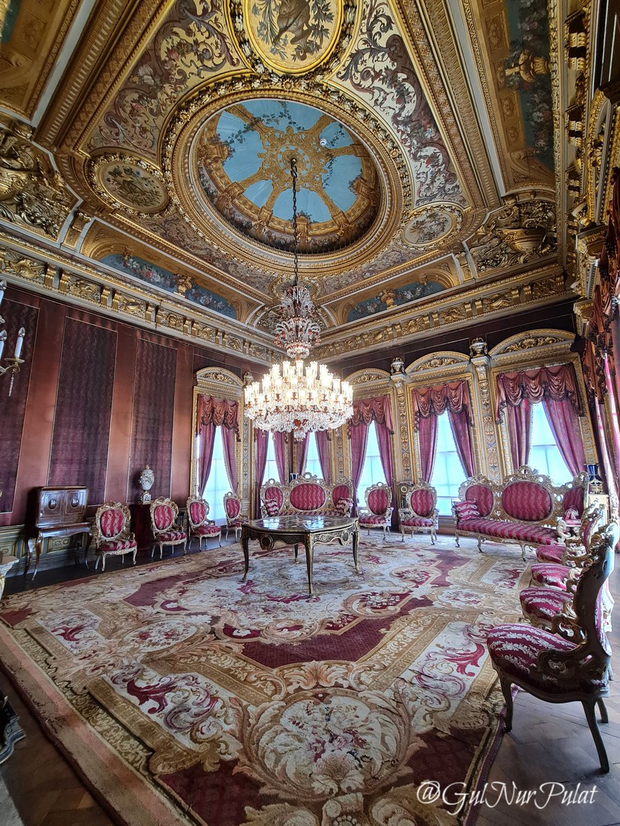 GulNurPulat's tweet photo. “If you deliberately plan on being less than you are capable of being, then I warn you that you’ll be unhappy for the rest of your life.”
Abraham Maslow
#RealizeYourself
. . . . . .
📍 Dolmabahçe Palace, İstanbul
📸 my own https://t.co/ySbn8J6yc6