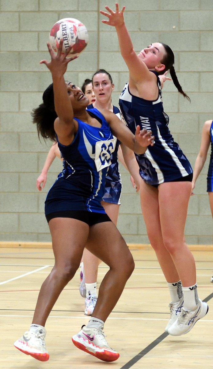 OakswayNetball tweet media