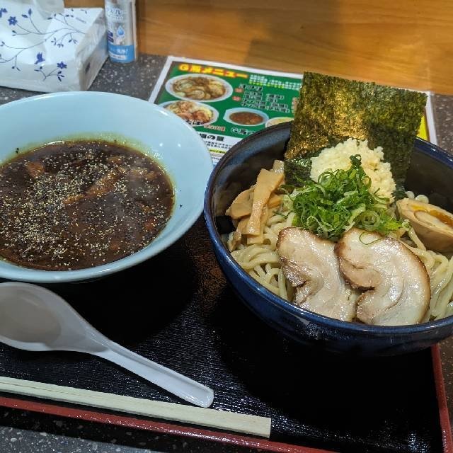 今回の限定も美味しかった🥰

ガリペパつけ麺 at ラーメン296 清田･国際大学前店

麺300g
ニンニクマシ  #毎日がラーメン ramendays.jp/post/518c9389-…