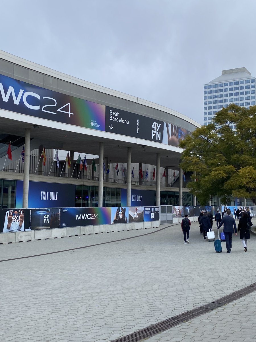 CoeliPlatform's tweet photo. 🟠#GoCoeli | Third day at @4YFN_MWC and the activity doesn't stop!
👋Come say hi to Irene & Lluís if you're looking for the best software as a service #SaaS to boost the power of your heritage collections.
📍Visit us at Hall 8.1-B.50
@catalanarts @icec_cat @culturadigicat https://t.co/gbB3AkENys