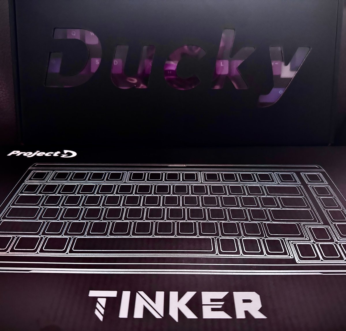 TheGamerGuide_'s tweet photo. Good morning all!
What a wonderful morning it is for us as our good friends over @OverclockersUK sent us over a @DuckyChannel Keyboard, the Tinker to be precise with their awesome Ultra Violet Key Caps,
Read all about it in our next issue.
#DuckyKeyboards #Overclockers #Gifted https://t.co/L0os2ZigZH