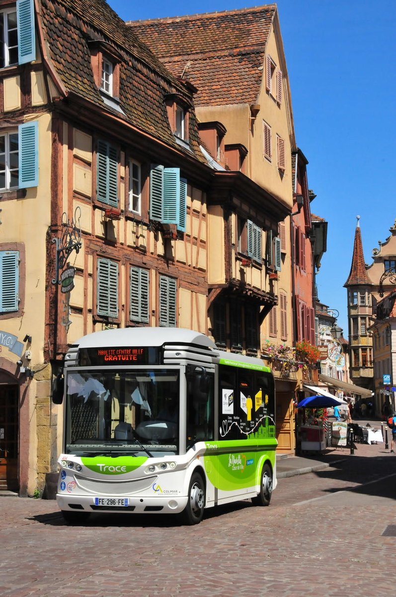 villecolmar's tweet photo. 💡 La navette coeur ❤️de ville est gratuite, électrique et accessible ! Elle circule toutes les 15 minutes du lundi au samedi, de 9h à 19h. Profitez de votre trajet tourné vers l'accessibilité et le développement durable 🌍 https://t.co/n6630YtA8h @Trace_Colmar https://t.co/ZXiggqLSGE
